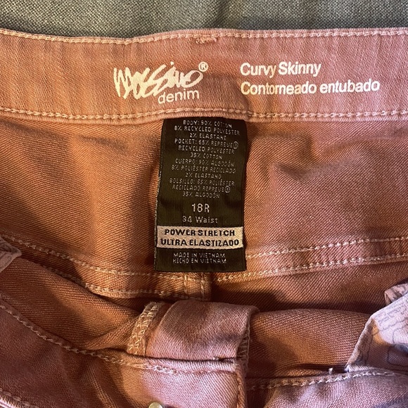 Mossimo Curvy Skinny Dusty Rose Jeans - Picture 2 of 4